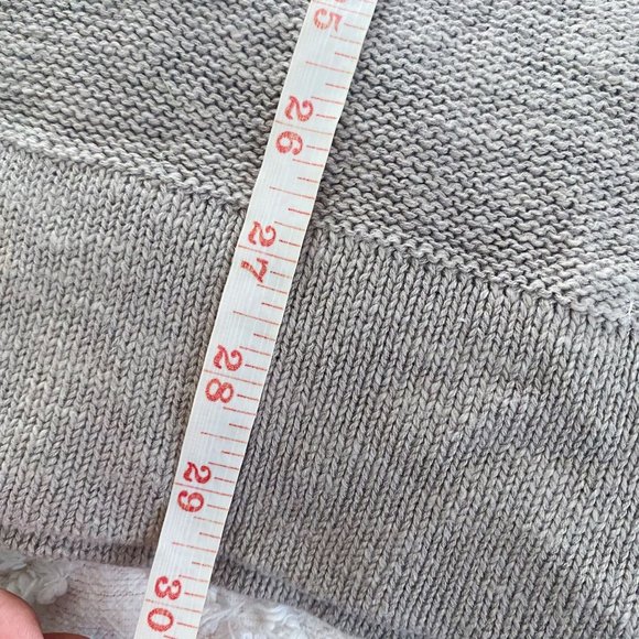 Brandy Melville Zip Up Cropped Knit Long Sleeve Sweater Gray Pullover S - Picture 7 of 9